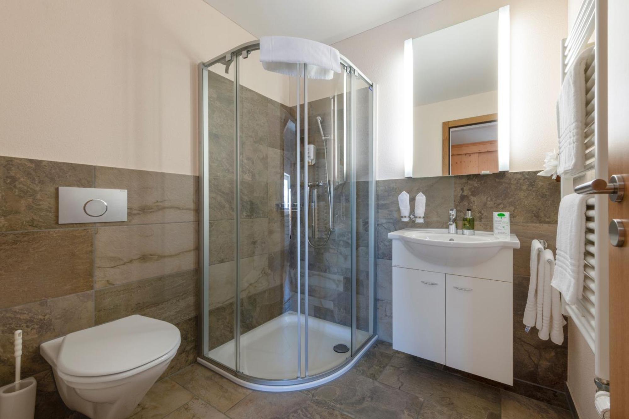 Berghotel Truebsee - Accessible Only By Cable Car Ένγκελμπεργκ Εξωτερικό φωτογραφία